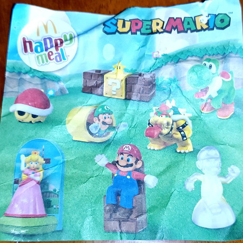 Super Mario figures new, McDonald's set of 4 sealed