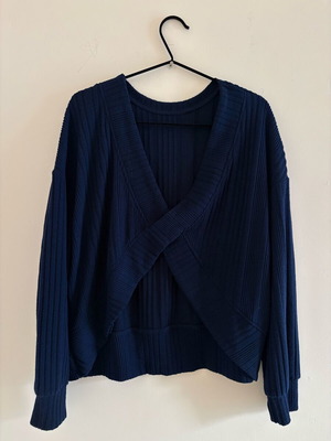Shein sweatshirt blue, new, size L