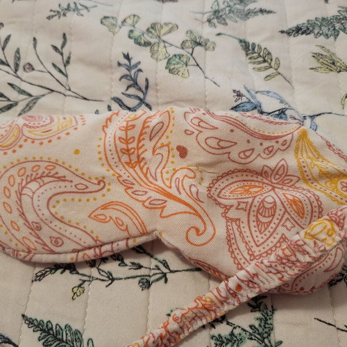 Sleep mask in good condition