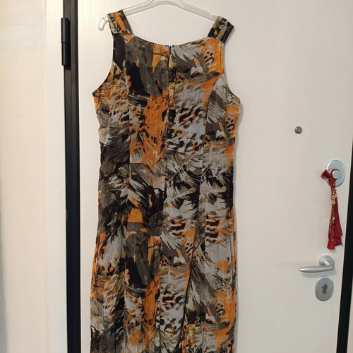 Bonita sleeveless midi dress like new, size 42, abstract pattern