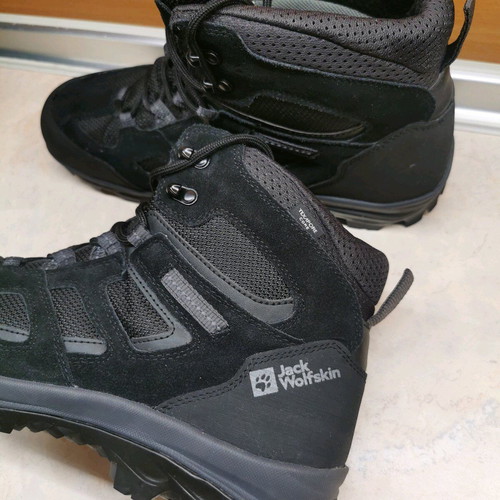 Jack Wolfskin Vojo 3 Texapore boots like new, men's hiking shoes