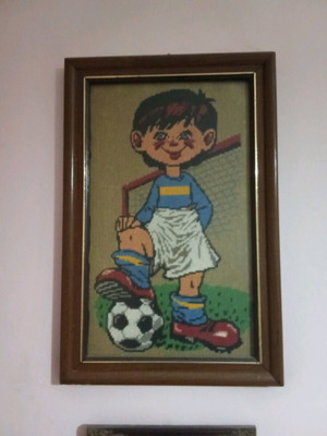 Embroidery in frames like new, sold together