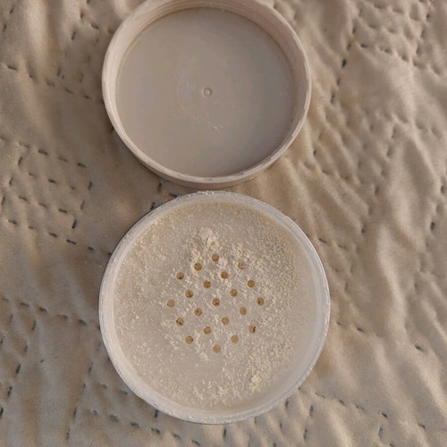 MUA Mattifying Translucent Loose Powder like new