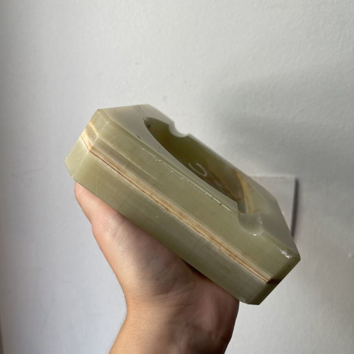 Vintage heavy onyx ashtray like new, decorative marble piece