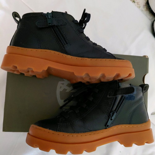 Camper boots for boys size 32 like new, blue