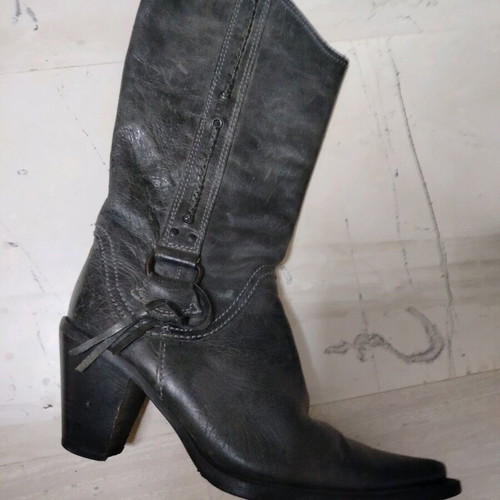 Gray leather boots like new, narrow fit