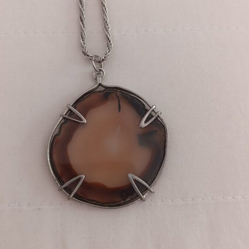 Silver necklace with brown agate, like new, 925 chain