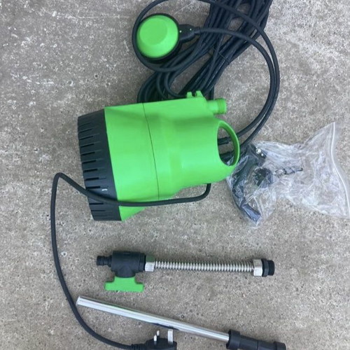 Water pump new in box