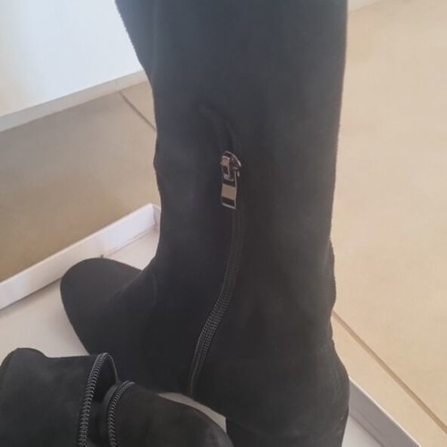 Over-the-knee suede boots like new, black with lace and block heel