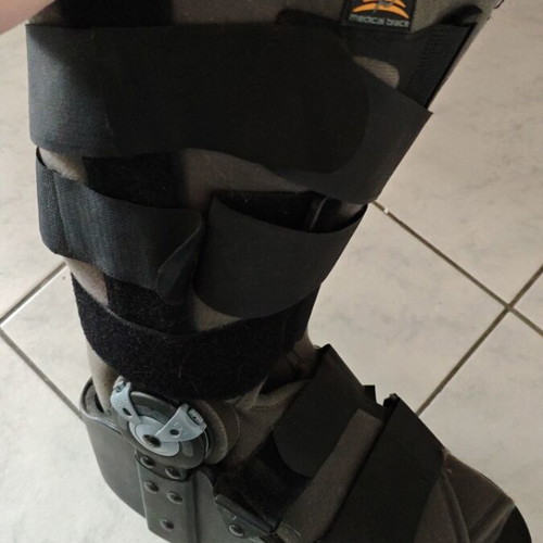 Ankle Brace Functional Boot with Goniometer and Air Chamber System like new