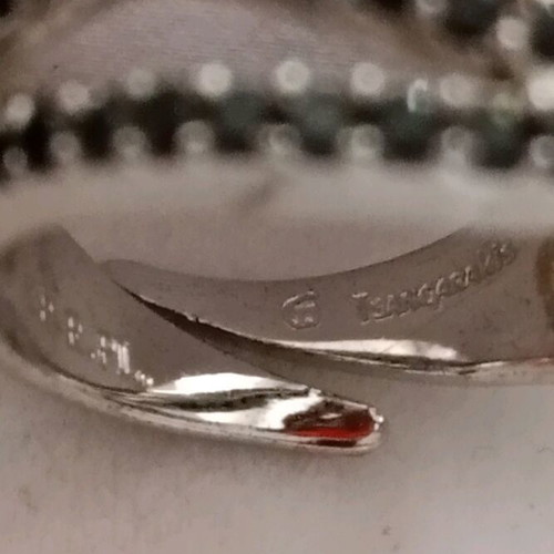Vintage ring used Galerie Tsangarakis with red and black zircon