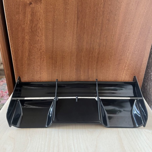 RC rear wing for 1:8 scale