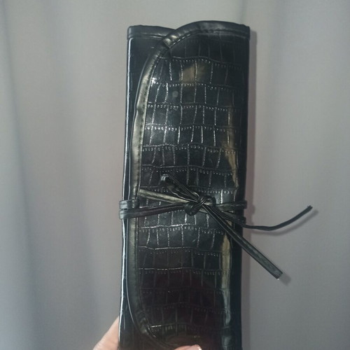 Makeup Brush Case like new, black synthetic croco texture