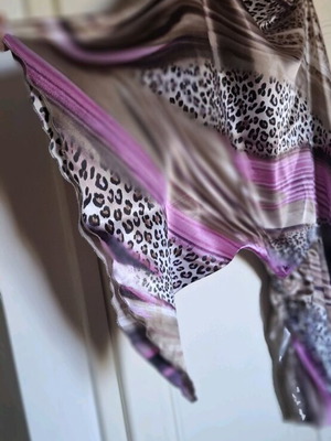 Satin dress purple like new, size M