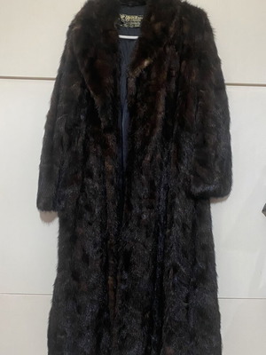 Natural Brown Fur Coat like new, 120 cm length