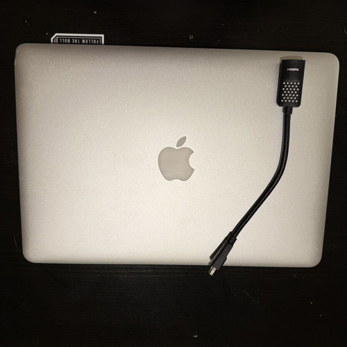 MacBook Air 13” Early 2015 laptop, Intel Core i5, 8GB RAM, 128GB SSD