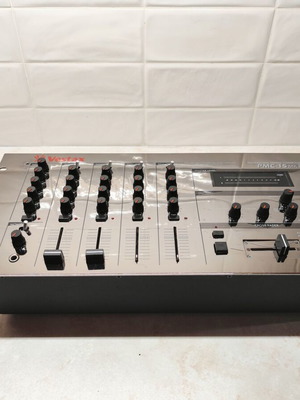 Vestax PMC-15 MKII μεταχειρισμένος επαγγελματικός μίκτης DJ