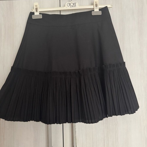 Black skirt new, size S-M, perfect for evening