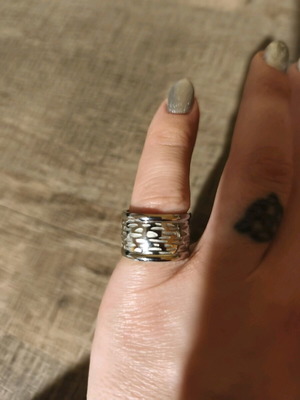 Ring made of surgical steel like new, silver color