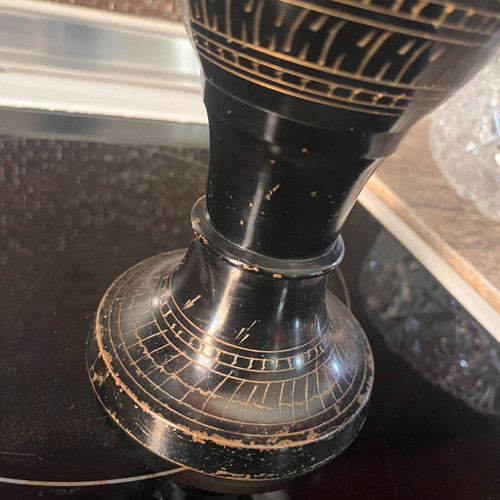 India vase like new, vintage piece