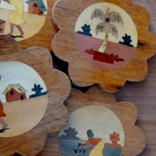 Coaster set handmade from Madagascar wood vintage, like new