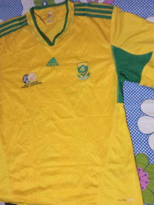 South Africa team jersey 2010 like new, size L