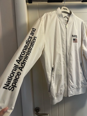White bomber jacket Pull&Bear x NASA size M like new