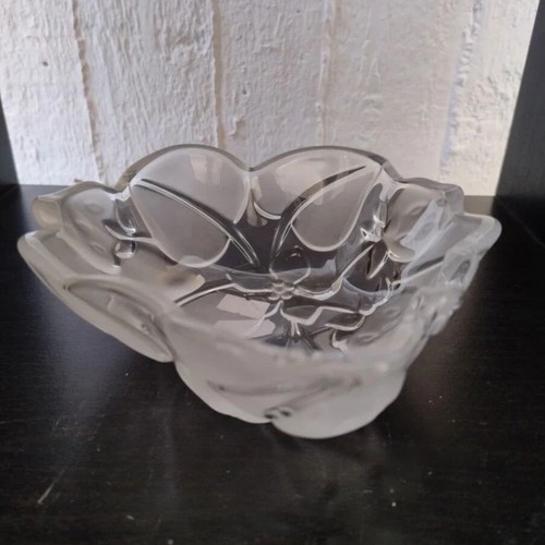 Decorative bowl Frosted glass with fruit design like new