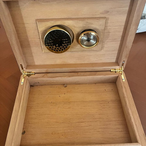 Humidor wooden cigar humidifier like new, 30 cigars 27.5x20x5cm