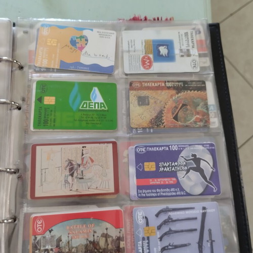 Phone cards like new, two collections with 200 cards