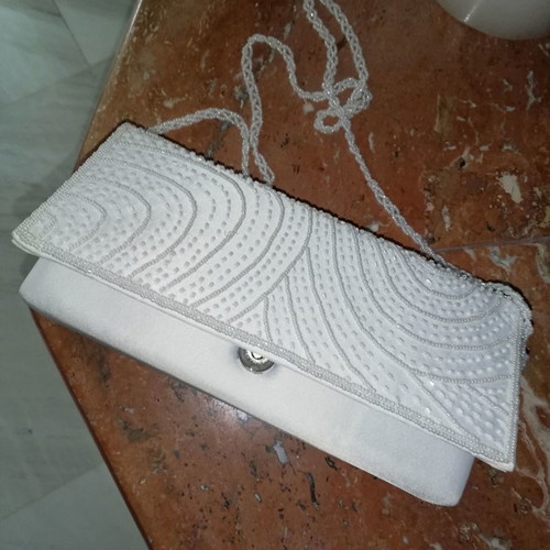 Adrianna Papell bridal clutch handbag like new