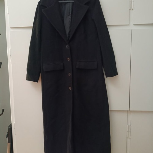 Women's black long coat with removable fur like new