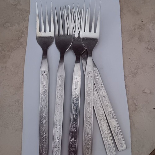 Forks used, pack of 6 in good condition