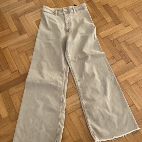 Zara crop top jeans, beige
