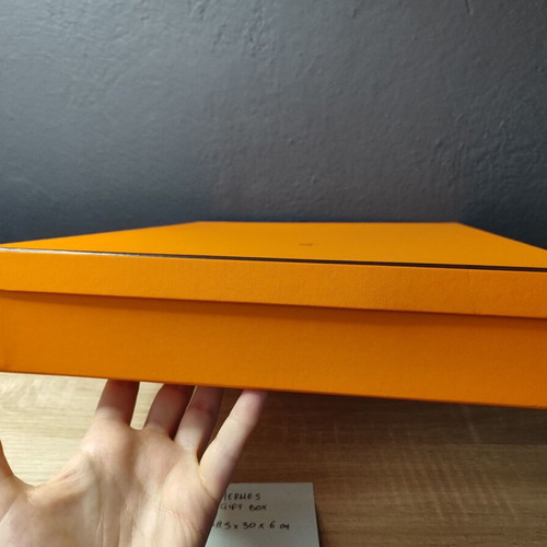 Hermes gift box used 38.5 x 30 x 6 cm
