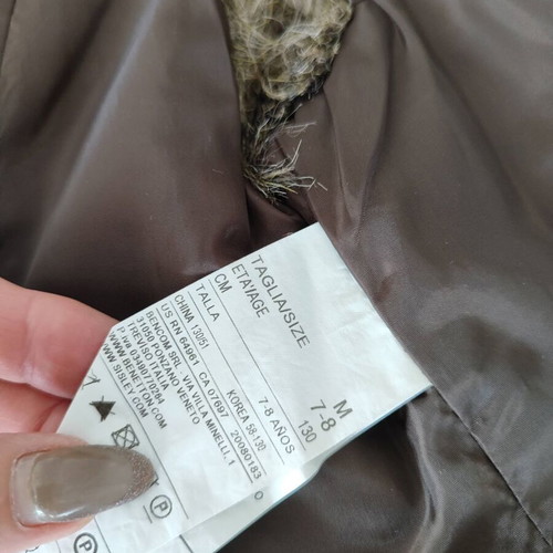 Girls' fur vest Benetton like new, size 7/8, black brown
