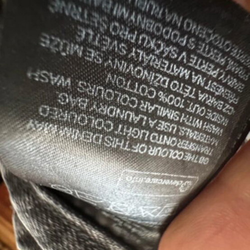 H&M jeans like new with rhinestones gray size 28
