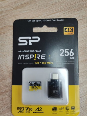 Micro SD 246GB Silicon Power with card reader new
