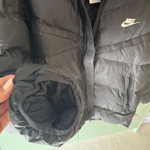 Nike Storm-FIT Windrunner PrimaLoft® men's jacket like new, size M, black