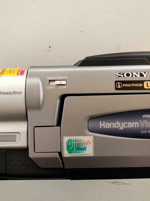 Sony Handycam Vision CCD-TRV78E PAL Hi8 Video8 camcorder, retro Y2K