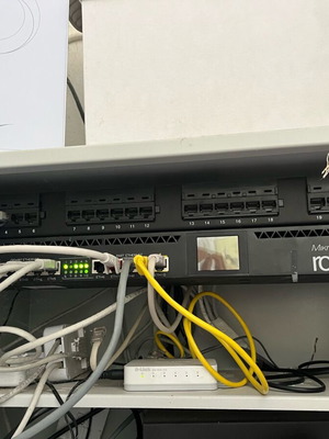 MikroTik RB2011UiAS-RM rack router μεταχειρισμένο