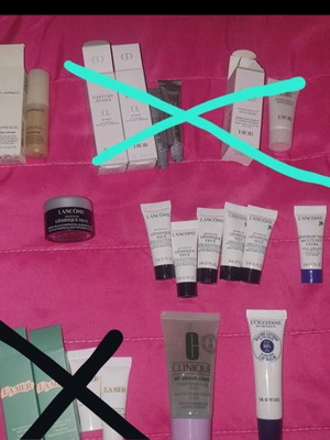 set minis +1 full size (brands like Lancome Mac etc)