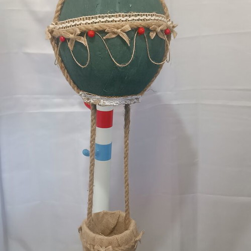 Handmade decorative hot air balloon new, natural materials