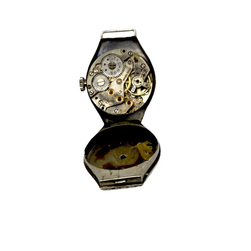 Technos vintage 18k mechanical watch with handmade engraving