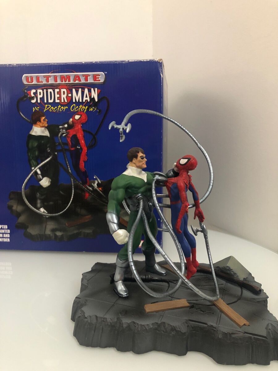 Ultimate Spider-Man vs Doctor Octopus… - € 150,00 - Vendora.cy
