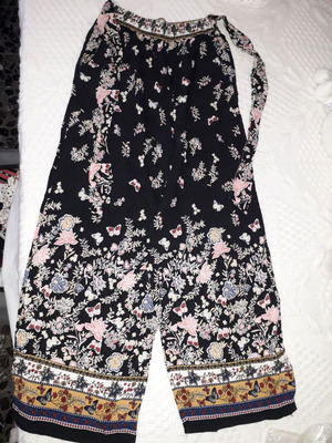 Pants with Box Now like new, sizes S M, elastic waist, pockets
