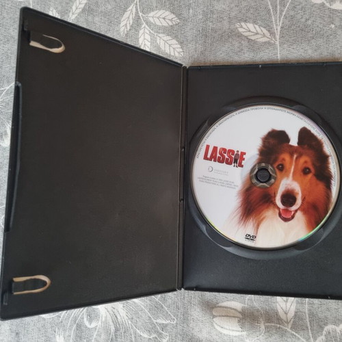 Lassie DVD like new, adventure family movie with English audio and Greek subtitles