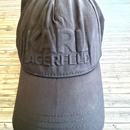 Karl Lagerfeld hat black like new, one size unisex