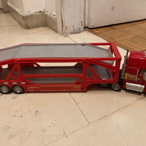 Mac Truck from Macqueen by Mattel like new