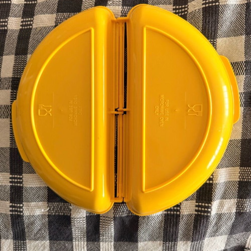 Eddington’s Microwave Omelette Maker like new